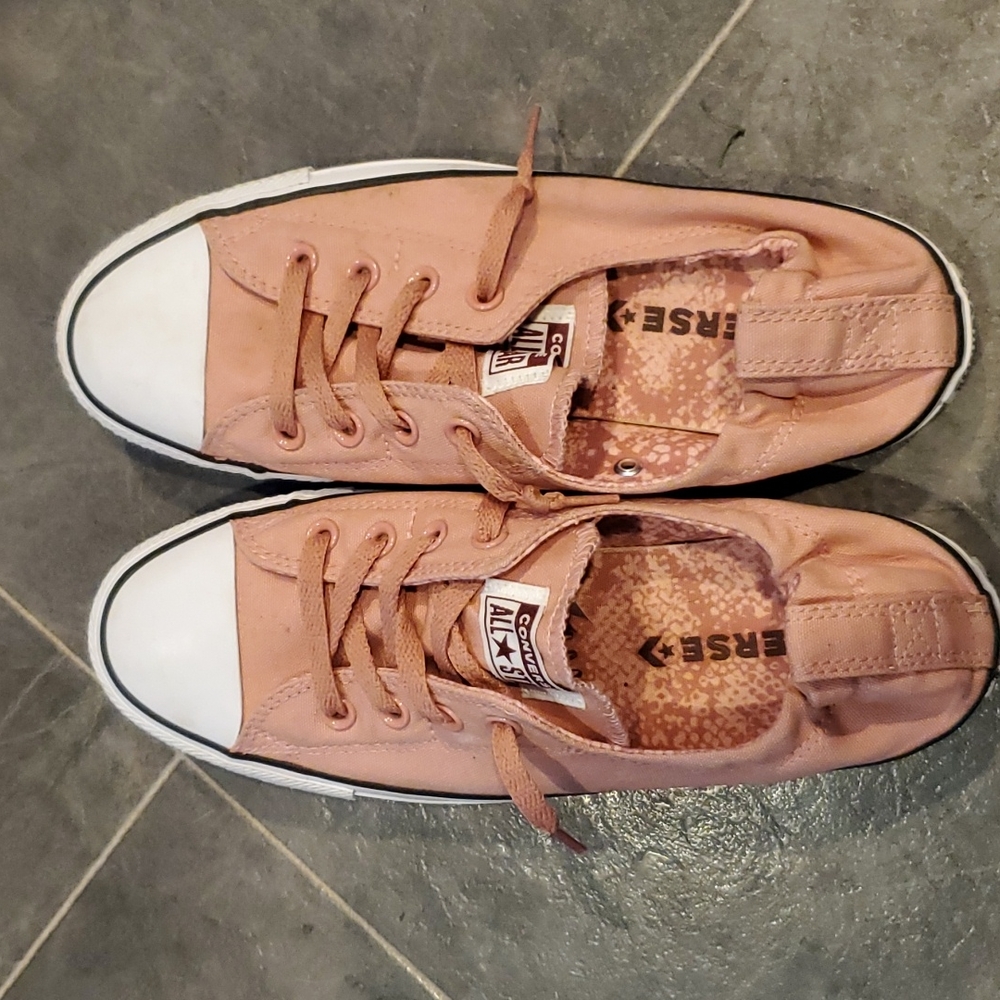 Women's Shoreline Converse
